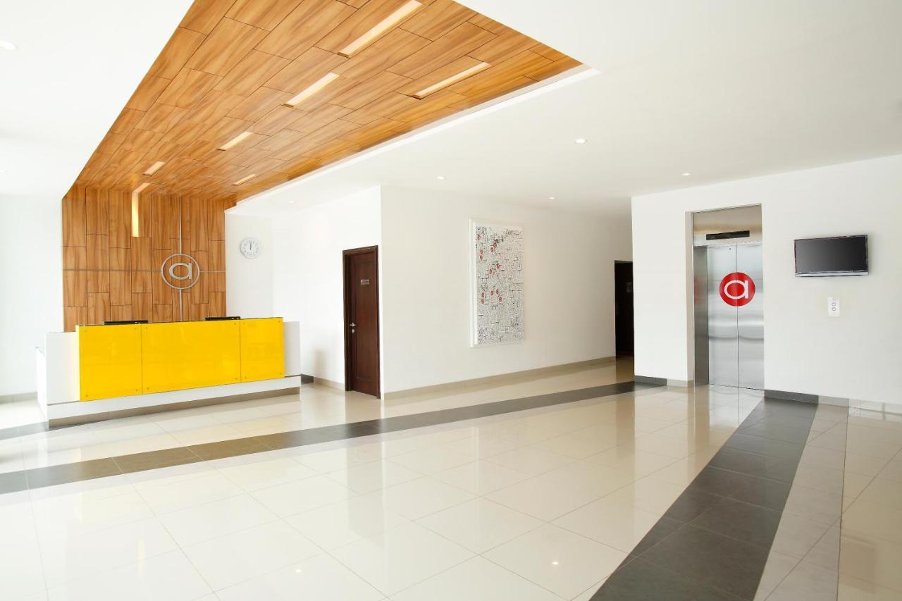 Amaris Hotel Tebet Jakarta Exterior foto