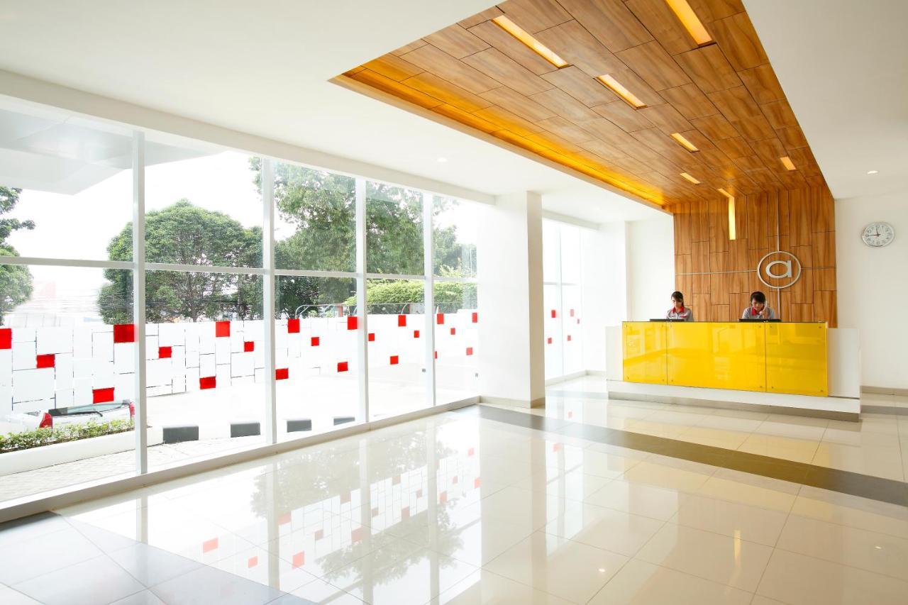 Amaris Hotel Tebet Jakarta Exterior foto