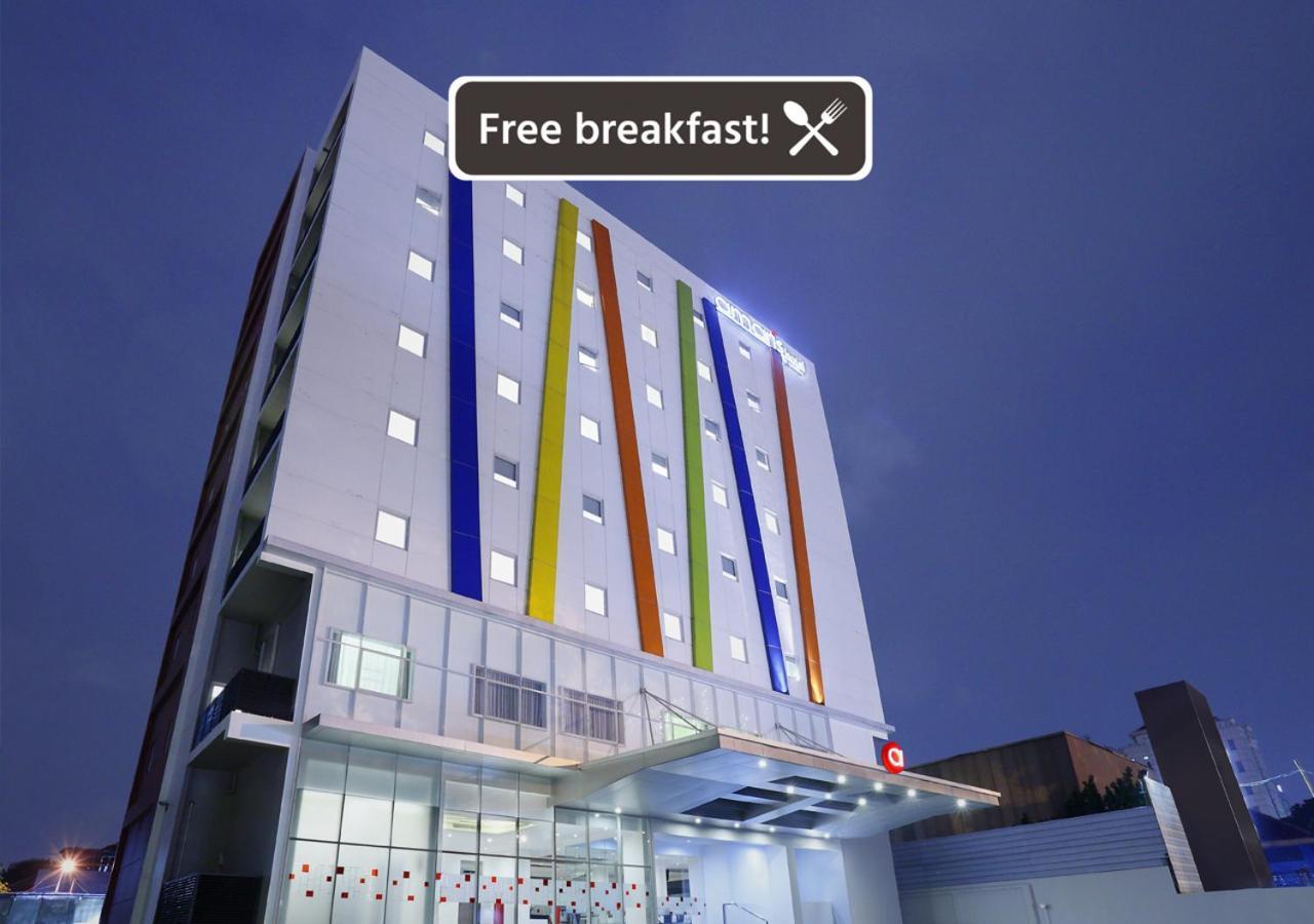 Amaris Hotel Tebet Jakarta Exterior foto