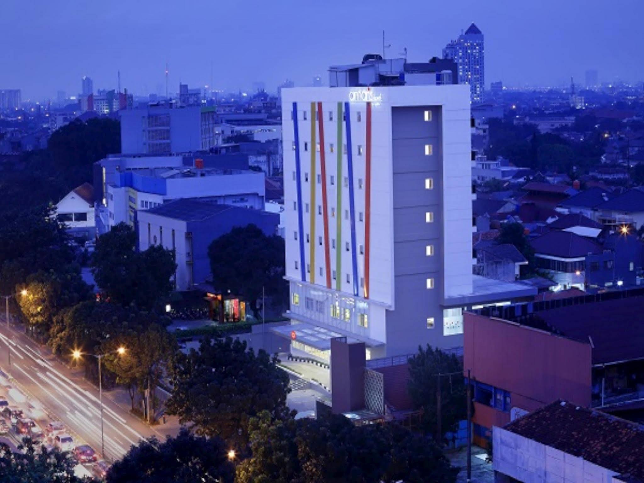 Amaris Hotel Tebet Jakarta Exterior foto